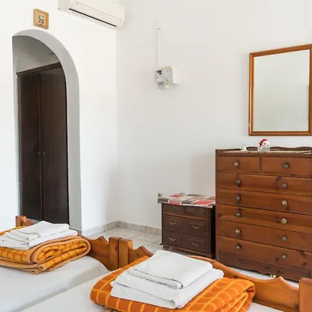 Nondas Agios Stefanos Avliotes (Corfu)